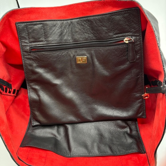 NEW~Diane Von Furstenberg Black Leather Tote/ Purse~Suede SideFringe~Red Lining - Picture 13 of 16